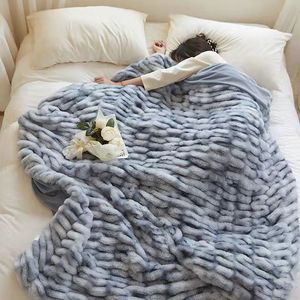 Manta de lana de imitación de piel de alta calidad, manta de conejo burbuja, sofá de invierno, manta ligera de lujo para cama