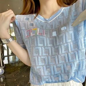 Diseñador de alta calidad Azul Hollow Out Knit Tee Fashion Full Letter F Summer Camiseta de mujer Camisetas de manga corta