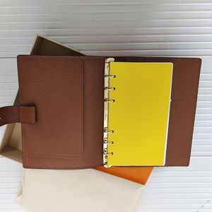 Titulaire de haute qualité Agenda Note BOOK Couverture Cuirs Journal En Cuir avec sac à poussière et carte de facture Notes livres Style de mode Or rin2951