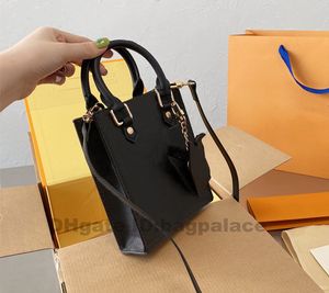 Luxurys Designer Bags Mini Shopping BAG Purse Pack Épaule Bandoulière Paquet Embrayage Femmes Sacs À Main Stock Fashion Girl Designers De Luxe Noir