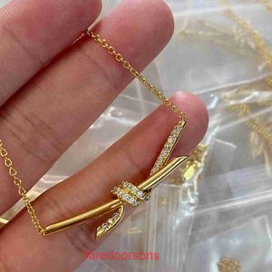 Tifannissm – collier de créateur en acier inoxydable de haute qualité, bijoux T Family V, matériau en or, nœud serti à la main, diamant, édition élégante, Plati Pan