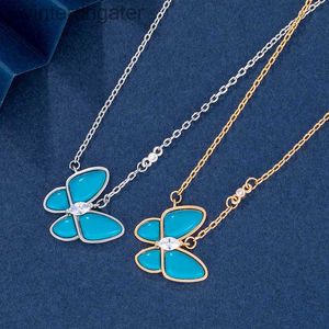 Version haute originale 1to1 Collier de marque V Vancefe Turquoise Blue Butterfly Collier Natural Fritillaria Light Designer Collier de tour de cou de haute qualité