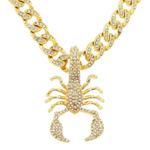 Hip Hop Rapper Men collier en or avec pendentif en diamant brillant Iced out Scorpion pendentif micro-insert bijoux en zircon complet boîte de nuit punk 50cm chaîne cubaine 1547