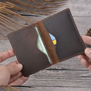 Holders Vintage Credit Card Wallet Men Crazy Horse en cuir en cuir Horse Carte d'identité Portefeuille minimaliste pour cartes de crédit Bank Tard Holder
