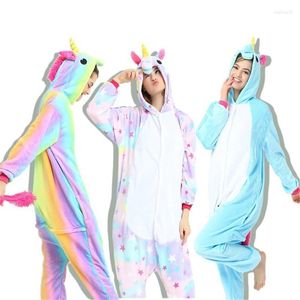 Ropa en el hogar Halloween Anime Pajamas Sets Cartoon Sleepwear para mujeres Flannel Flannel Animal Panda Invierno Capeta cálida