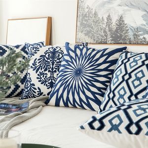 Décor à la maison brodé housse de coussin bleu marine / blanc géométrique floral toile coton suqare broderie taie d'oreiller 45x45cm LJ201216