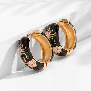 Pendientes de aro CAOSHI exquisitos para mujeres con elegantes accesorios en forma de flor colocación diaria joyería llamativa al por mayor a granel