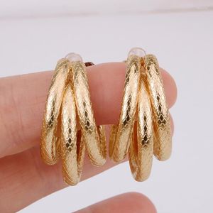 Boucles d'oreilles créoles rondes dorées pour femmes, en alliage, tendance, à trois couches, motif écailles de poisson, mode coréenne, vente en gros, 2022