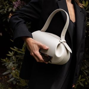 Vente chaude 2023 Femmes Sac À Main Défilé De Mode Baguette Conception Sac À Bandoulière Bandoulière Sacs Bb Sacs À Main Bourse En Cuir Véritable Bonne Qualité trois couleurs livraison gratuite