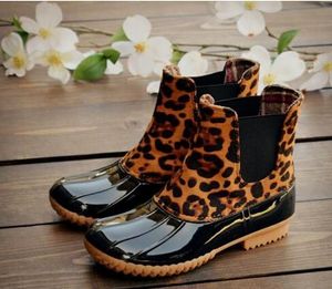 Venta caliente-Botas de pato Unisex Lady and Girl Shoes Zapatos Tobillo PVC adultos antideslizante impermeable impermeable transpirable casual dias de lluvia necesaria