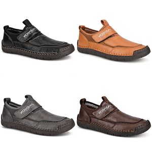 Offre spéciale nouvelles chaussures décontractées noir blanc marron foncé gris hommes chaussures d'affaires respirant baskets de sport GAI