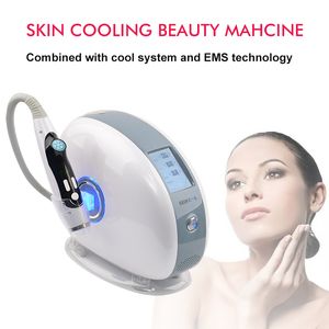 Máquina portátil de rejuvenecimiento de la piel fría Crio Electroporación Mesoterapia Enfriamiento de la piel Estiramiento facial Equipo de belleza