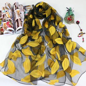 Offre spéciale foulard en soie femmes été brise léger transparent enveloppement et châles Bandana plage Organza gaze dentelle écharpe creuse