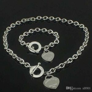 Vendre à chaud cadeau de Noël Gift 925 Silver Love Collier Bracelet Ensemble de mariage Jewelry Heart Pendant Colliers Bangle Set 2 271F