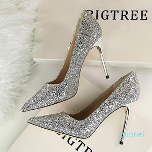 Caliente con tacones altos Zapatos de mujer y puntos poco profundos brillan lentejuelas Zapatos individuales de discoteca para banquetes adelgazantes sexy Código de talla grande 34-43 897