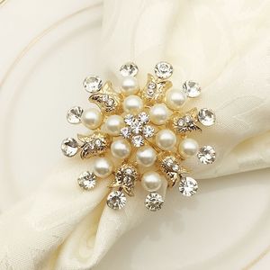 Hotel Christmas Snowflake Napkin Rings Pearl Flower Metal Napkins Buckles Party Dining Room Table Decoration Towel Buckle BH5377 WLY