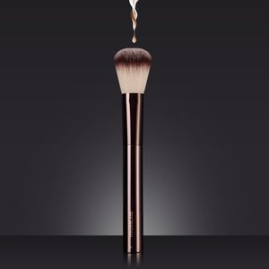 Hourglasss Foundation/Blush Brush No.2 - Mango de metal de bronce oscuro Colorete sintético Resaltador Brocha de maquillaje Herramienta de mezcla de cosméticos