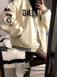 HOUZHOU Y2K rétro Beige Bomber vestes femmes Kpop Harajuku mode coréenne lettre surdimensionné veste de Baseball femme Vintage College 240201