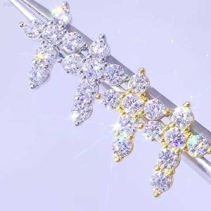 Icy Bling Luxury Jewelry Iced Out d Color Vvs Diamond S925 Cross Earring Sterling Silver Vermeil Moissanite Stud Boucles d'oreilles