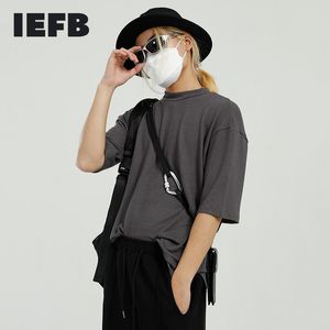 IEFB vêtements pour hommes été demi manches T-shirts personnalité de la mode coréenne Ins tendance couleur unie Micro demi col Tee hauts 210524