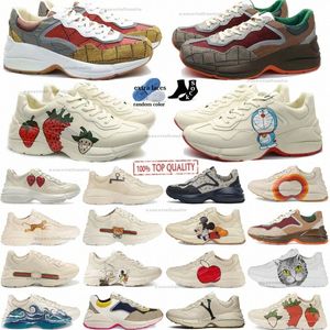 Rhyton Sneakers Diseñador Zapatos Beige Beige Ebony Mouth Vintage Logotipo de ladrillo Red Apple Yankees Men Cadrado Papá Viejo Papá Casual Kcwf#