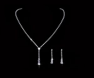 EN STOCK Conjunto de joyería nupcial de cristal Collar chapado Pendientes de diamantes Conjuntos de joyería de boda para novia Accesorios para damas de honor 4720990