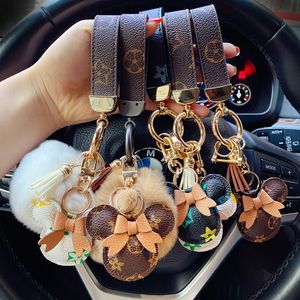 Ratón Diamante Diseño Coche Llavero Favor Flor Bolsa Colgante Encanto Joyería Llavero Titular para Hombres Regalo Moda PU Cuero Animal Llavero Accesorios