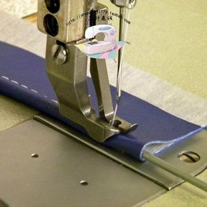 Máquinas de coser industriales Vehículos sincrónicos Alimentación integral Materiales gruesos Prensado de cuero, Prensatelas de cuerda Nociones de prensatelas Herramientas1