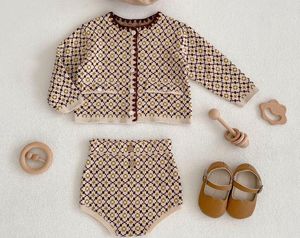 Ins New cute Spring Fall Conjuntos de ropa para niños pequeños de manga larga Vintage de punto Cardigan baby Climb 100% algodón