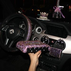 Decoraciones interiores Noble púrpura diamante accesorios de coche para mujeres adornos colgantes de cristal cubiertas de volante de cuero caja de pañuelos