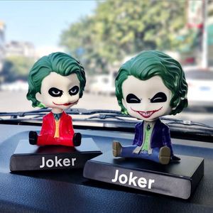 Decoraciones interiores Juguetes Joker Shake Head Decoración del coche Interior Colección de regalos creativos Coches Ornamento Soporte Accesorios para automóviles Muñecas Coche T221215