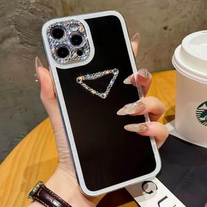 iPhone 15 Pro Max Designer Diamond Phone Case pour Apple 14 Plus 13 12 11 Luxe Bling Strass Glitter Chromé Miroir Full Body Sparkling Back Cover Coque Fundas Pic3