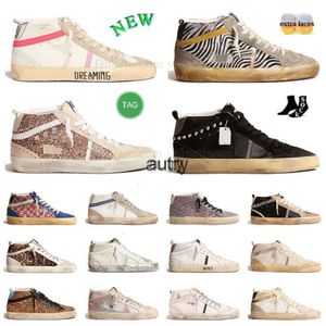 Italien Marke 2024 Pailletten Mid Star Golden Casual Famous Slide Schuhe High Top Trainer Designer Sneakers Silber Glitzer Frau Männer Classic Dhgate White Do Old Dirty 019