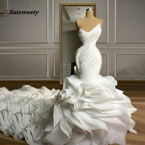 Ivoire cascade robes de mariée volants robes de mariée sirène chérie cou froncé tribunal train abiti da sposa