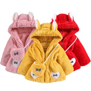 Vestes En Peluche Avec Un Sac D'hiver Filles Veste Lapin De Bande Dessinée Garder Au Chaud Survêtement Pour Enfants Enfants Cadeau D'anniversaire Manteaux 220912