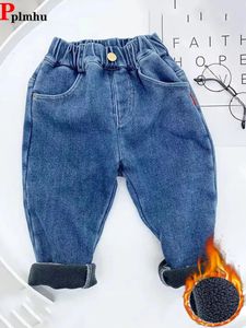 Jeans Vintage velours doublé garçons jean sarouel hiver épais Vaqueros enfants pantalons en peluche chaud taille haute enfants Denim Calca 231216