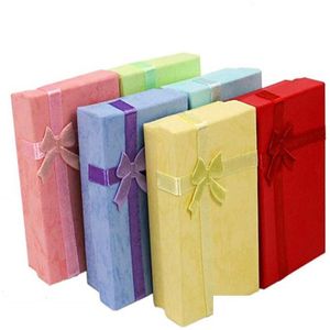 Boîtes à bijoux Boîtes-cadeaux de bijoux Étuis à bagues en carton avec rembourrage Cadeaux Boîte en papier pour boucles d'oreilles Bijoux Pendentifs Colliers Emballage Dr Dhfjv