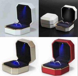 Cajas de joyería Caja de anillo de pareja de joyería de lujo con luz LED para caja de anillo de boda de compromiso Festival Birtay Jewerly Ring Display Gift BoxesL231019