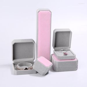 Bolsas de joyería 1 Uds. Caja de joyería rosa/gris anillo pendientes collar pulseras caja de exhibición cajas de regalo de terciopelo increíble