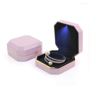 Pochettes à bijoux Engaged Deluxe LED Ring Box Velvet Gift Display Storage Packaging Case