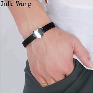 Julie Wang mode Bracelets coeur Punk bracelet noir caoutchouc Silicone acier inoxydable hommes Bracelets Patry cadeaux décontractés Q0719