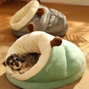 kennels pens Chaud chien chenil lit mignon pantoufles en forme de petit chat chien nid sac de couchage profond chiot grotte maison hiver épais animal sommeil en peluche canapé 231101