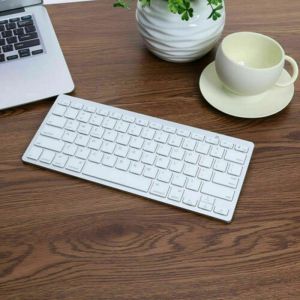 Claviers Slim Slim Wireless Bluetooth Compatible Clavier pour Apple Imac iPad Android Tablet 100% NOUVEAU EN BLACH / BLANC HAUTE QUALLE