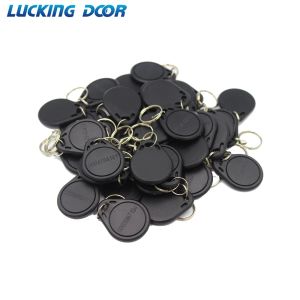 Keychains 100pc / lot 125 kHz RFID Keychain NO3 ID KEYFOB TAG RFID TK4100 Carte de commande d'accès Autocollant Key Fob Ring Proximity