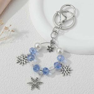 Keychains Lanyards Pretty Snowflake Small Blue Bead Winter Snow Key Key Rings para mujeres Decoración de bolsos de bolsos Joyas hechas a mano Q240403