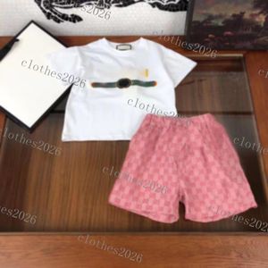 Conjuntos de ropa para niños Patrón de letras Niños Niñas Chándal Verano Manga corta Top Camisetas y pantalones cortos Conjuntos Diseñador de lujo Camisetas tops cortos bebé Niños Trajes deportivos rosa