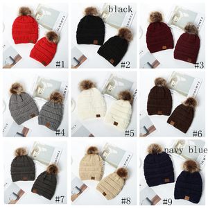 Niños Adultos Pom Poms Gorros Sombrero de punto Gorro de invierno grueso y cálido Sombrero de lana de punto de cable elástico suave Skullies Beanie Girl Gorras de esquí GGA3727