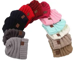 Enfants bébé Crochet tricoté bonnets chapeau unisexe confettis concepteurs épais crâne casquette Sport de plein air Ski chapeaux cadeau de noël casquette