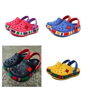 Niños bebés niños zapatillas zapatillas flip flop amarillo azul negro cros s diseñador para niños sandalias agujeros zapatillas de playa infan3890333