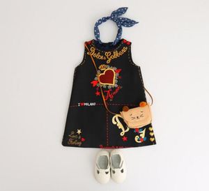 Vêtements pour enfants Bébé Filles Robe Date De Style Européen Et Américain Printemps Automne Robe D'été Lettre Coeur Imprimé Pour Enfants Filles Ou3348560